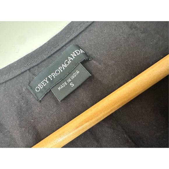 Obey Propaganda Gray Braided 3/4 Sleeve Top Size Small NWOT - Picture 3 of 4